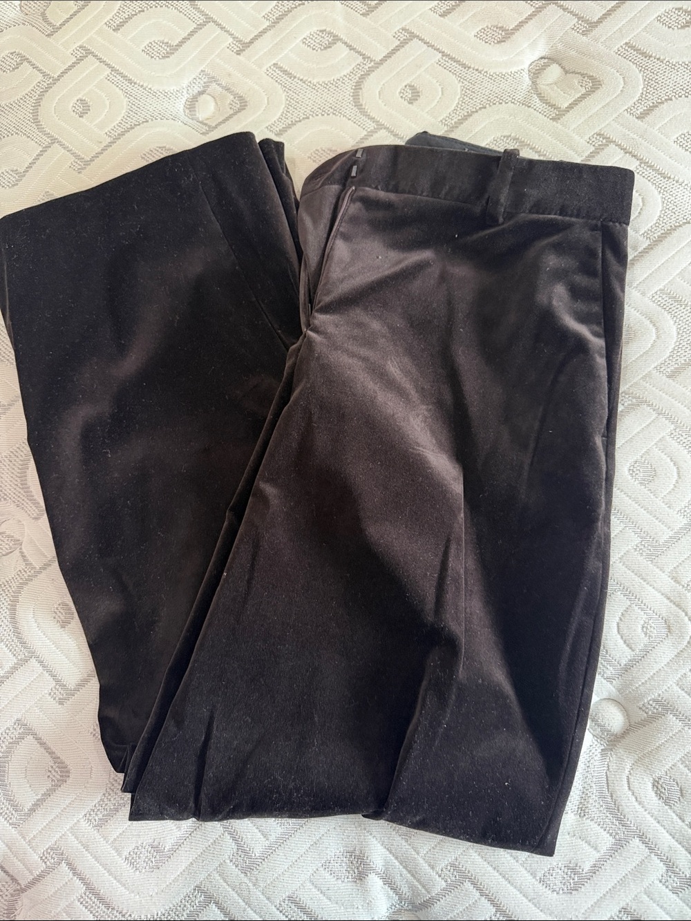 Barrel Velvet Brown/Black Pants from Zara Size M